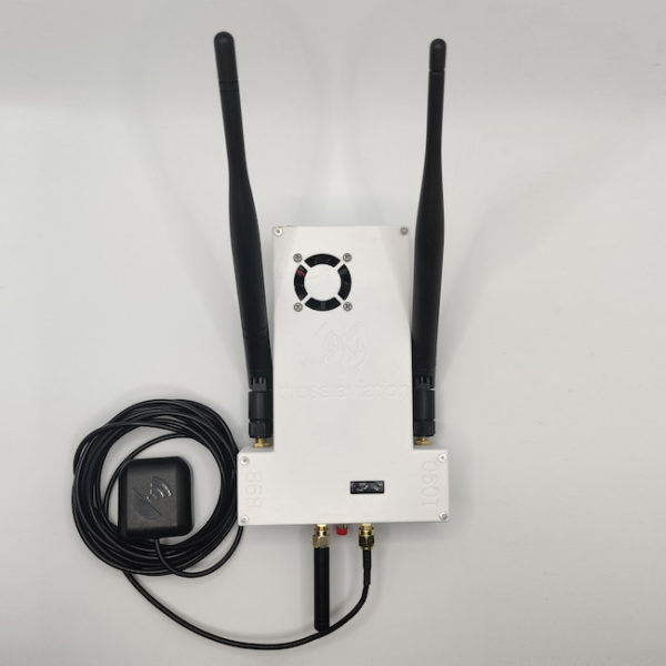 Stratux with AHRS +Pressure Sensor + FLARM (IO) with external GPS mouse and short antenna for 868MHz (OGN) Flarm out